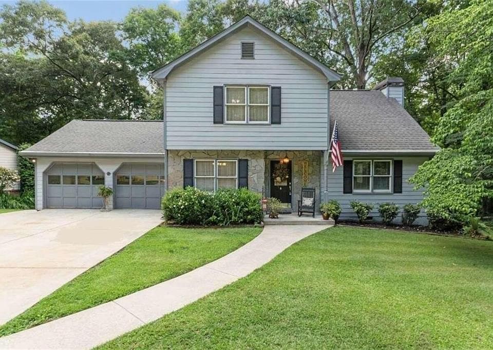 1st image of 4859 Lake Forest Dr SE
