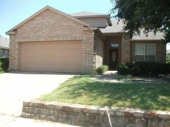 3015 Prairie Oak Blvd, Grand Prairie, TX 75052