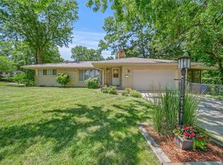 4202 30th St, Des Moines, IA 50310