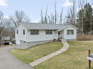 3229 Diana Ln, Vestal, NY 13850