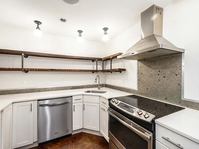 811 T St NW — Photo 49