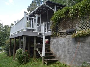 97 Fork Ridge Ln, Hendersonville, NC 28792