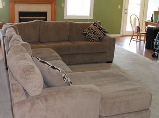 10824 Deep Creek Ct, Fort Wayne, IN 46804