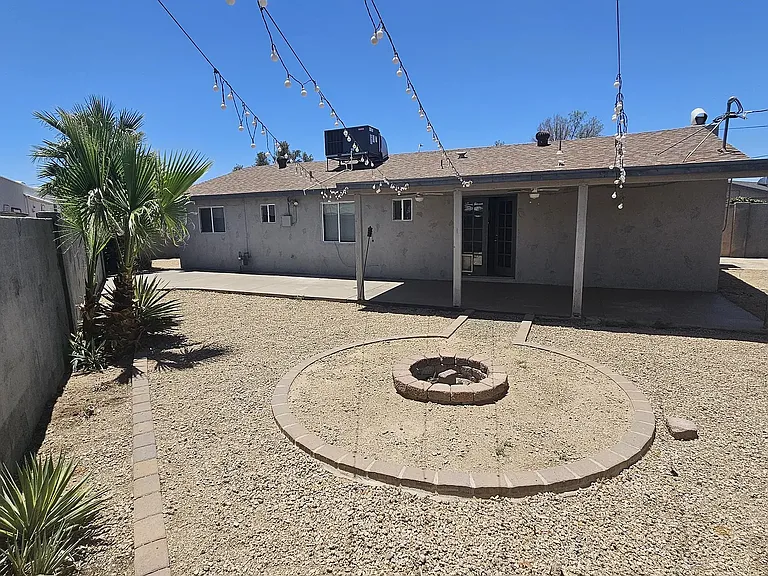 6838 E Edgemont Ave — Photo 26