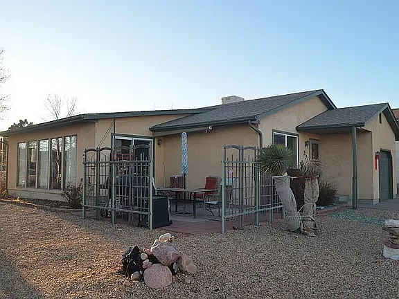 2 bed, 1318 sqft, $2,200 — Photo 3