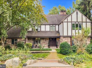 9 Knollwood Dr, Sinking Spring, PA 19608