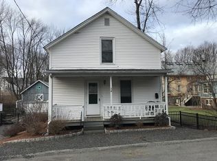 34 Kendall St, Barre, MA 01005