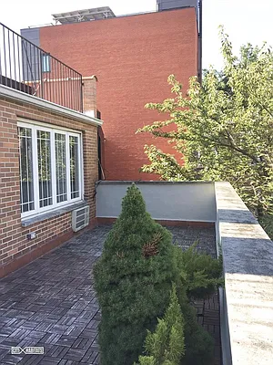 Rented by Citi Habitats | media 11