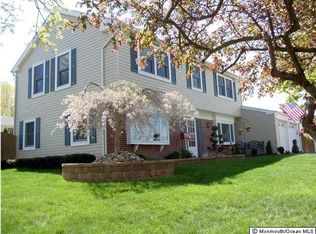 32 Idolstone Ln, Matawan, NJ 07747