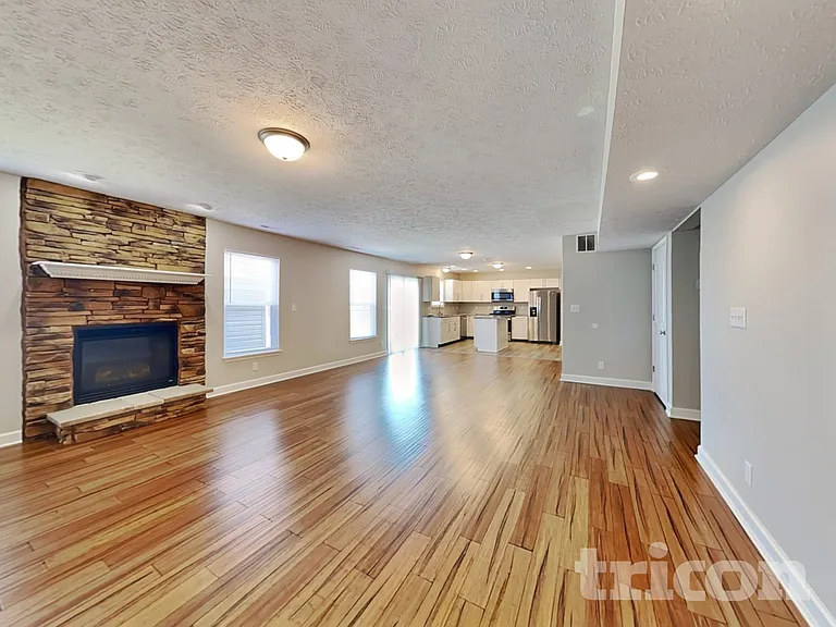 1702 Jaques Dr — Photo 3