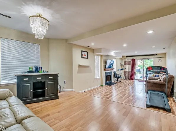 1702 Amanda Ct BLDG 17 #1702, Piscataway Twp., NJ 08854