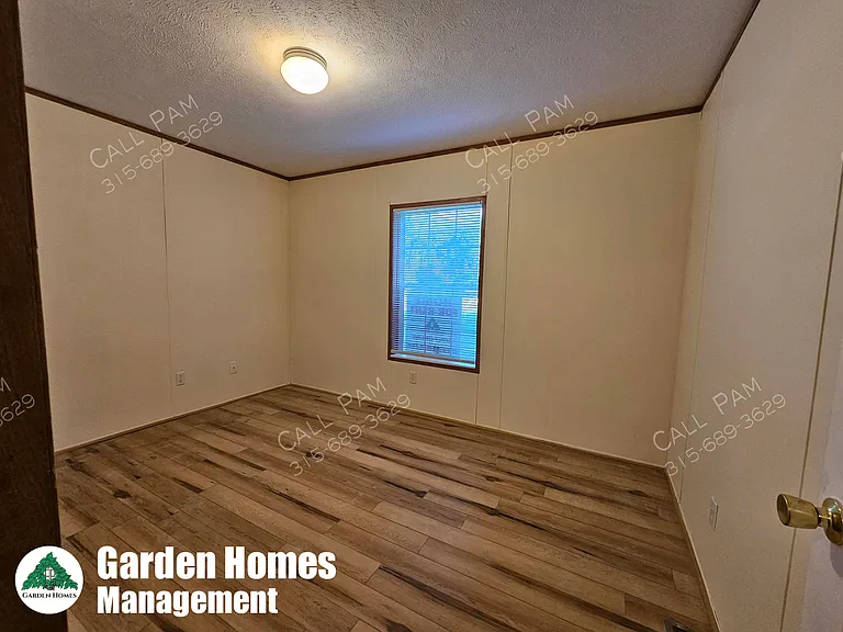 16 Woodside Ln — Photo 11