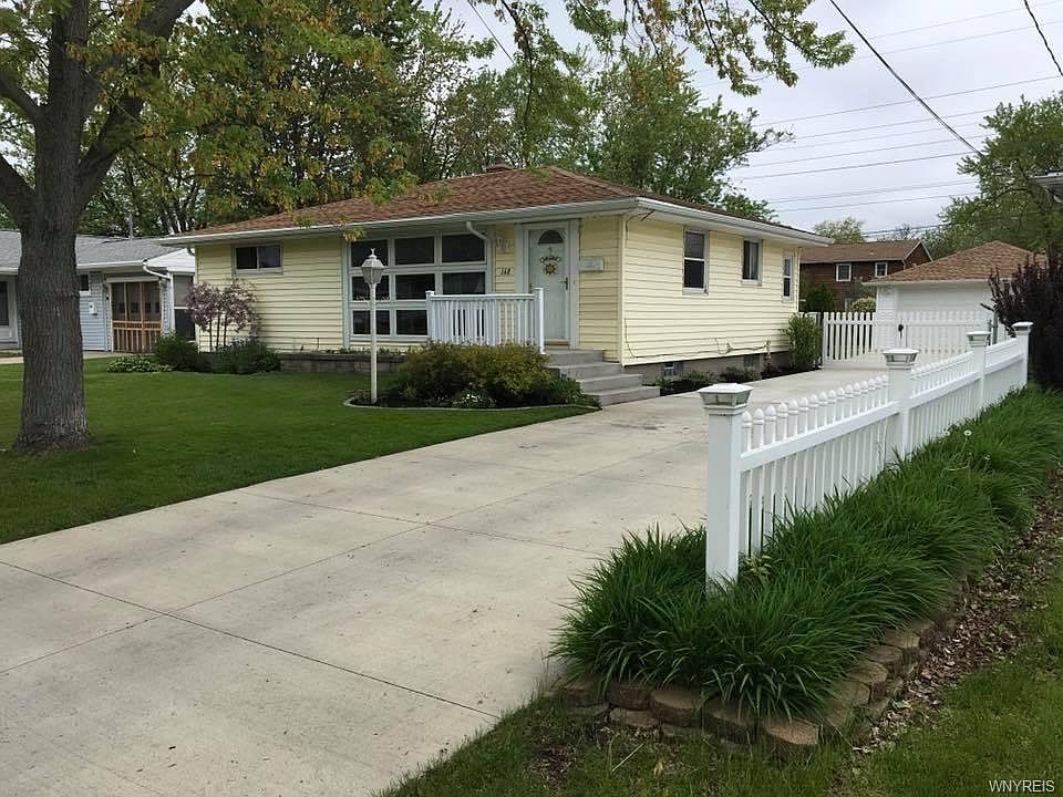1st image of 168 Newell Ave