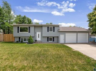 7501 Jane Dr, Black Hawk, SD 57718