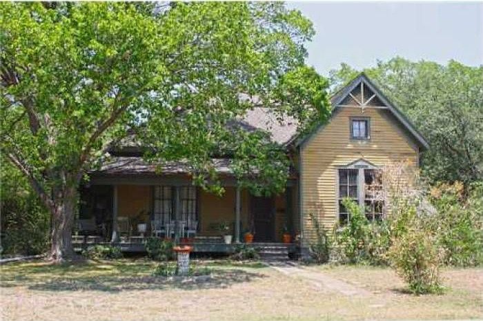 1st image of 611 Montclair Ave