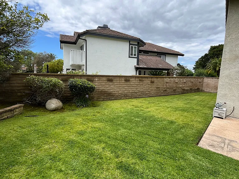 27126 Neda — Photo 43