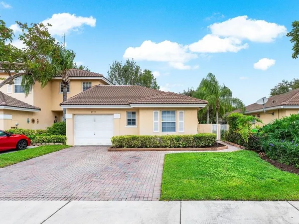 8947 NW 53rd Street, Sunrise, FL 33351