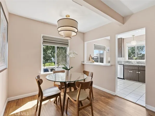 1513 W 211th St, Torrance, CA 90501