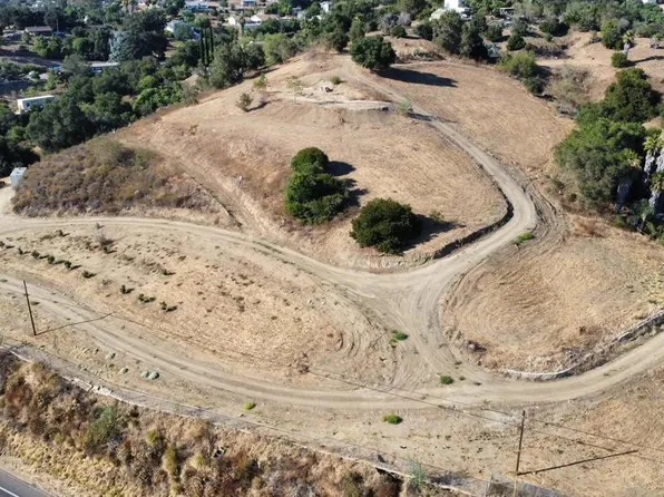 4062 S Mission Rd, Fallbrook, CA 92028