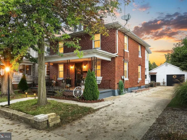 416 S High St, Hanover, PA 17331