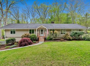 28 Codfish Ln, Weston, CT 06883