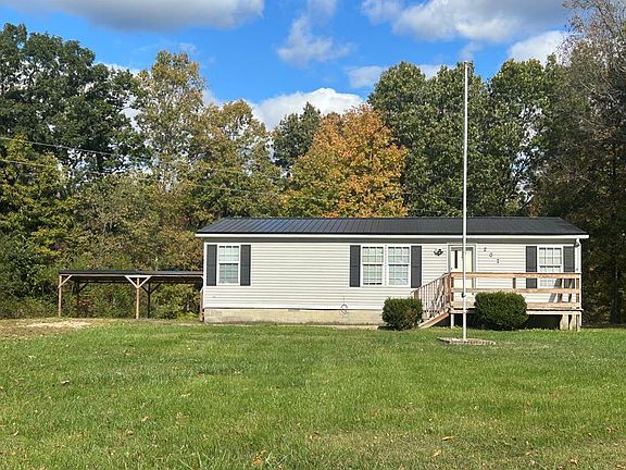 2nd image of 207 Davis Rd