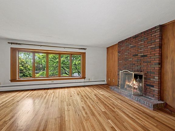 2nd image of 26 Arlington Rd