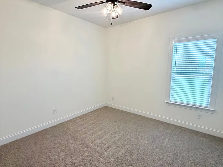 424 Cannon Point Dr — Photo 13