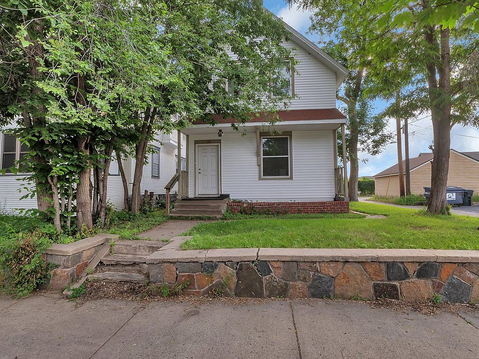 1st image of 12 16th Ave N