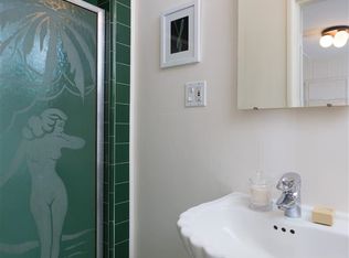 5630 Broadway Ter, Oakland, CA 94618