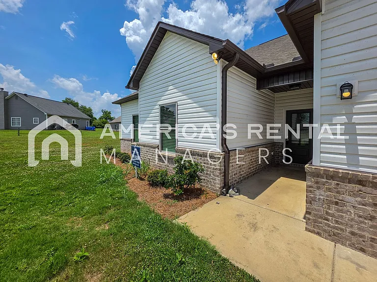 41 Whithall Cir — Photo 6