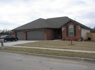1239 S Jaylin Ave, Springfield, MO 65802