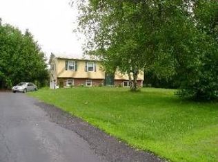 28 Ethan Allen Dr, Stormville, NY 12582