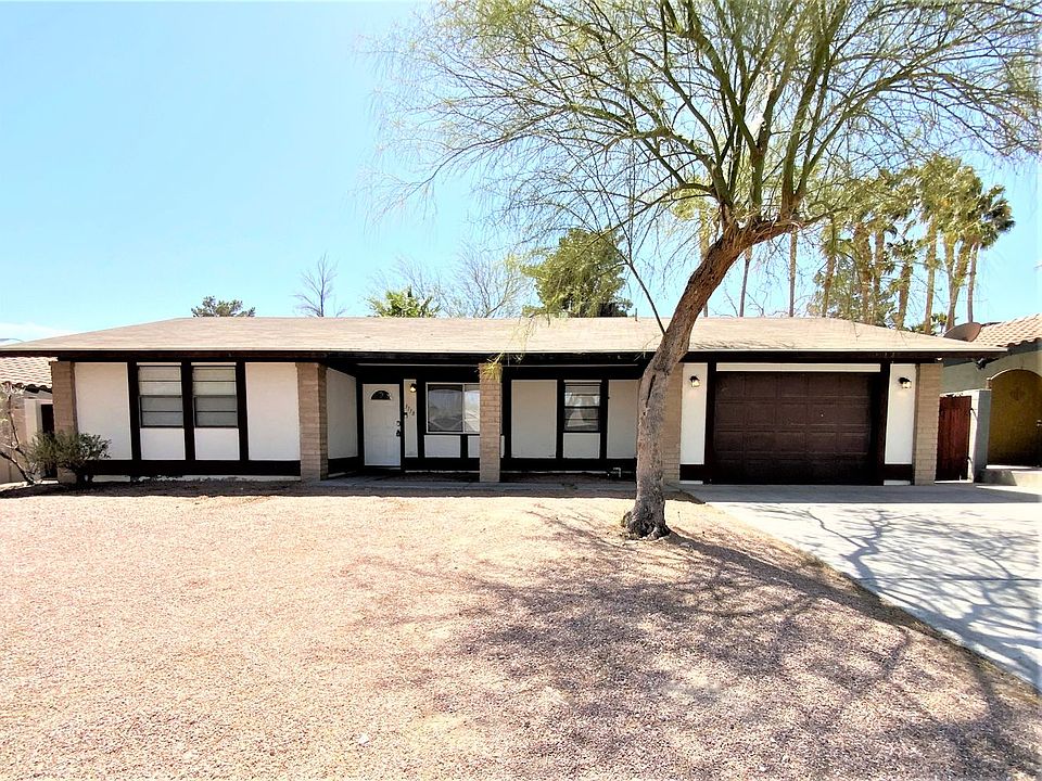 1st image of 3138 La Mesa Dr