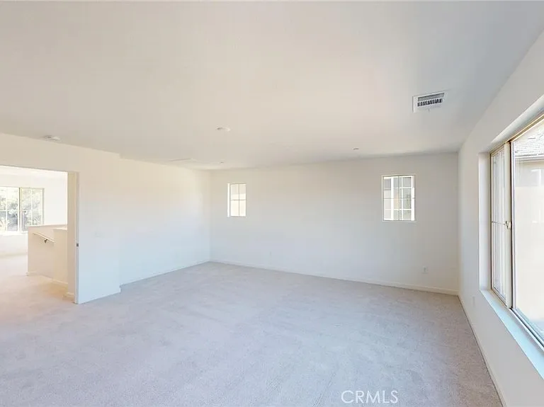 2206 Yuzu St — Photo 4
