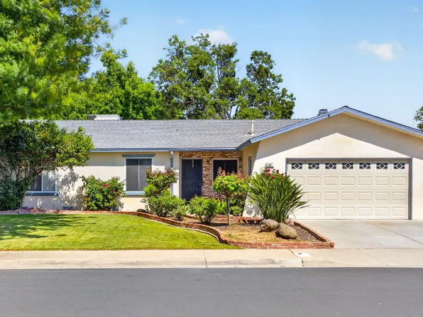 1091 Stanford Ave, Clovis, CA 93611