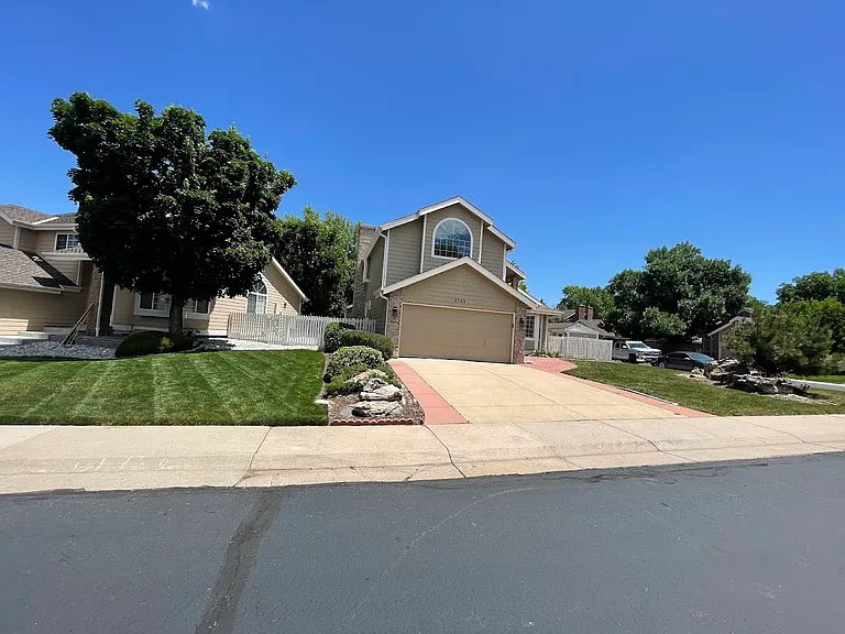 2348 S Gray St — Photo 37
