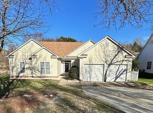 3201 Gulfstream Ct, Matthews, NC 28105