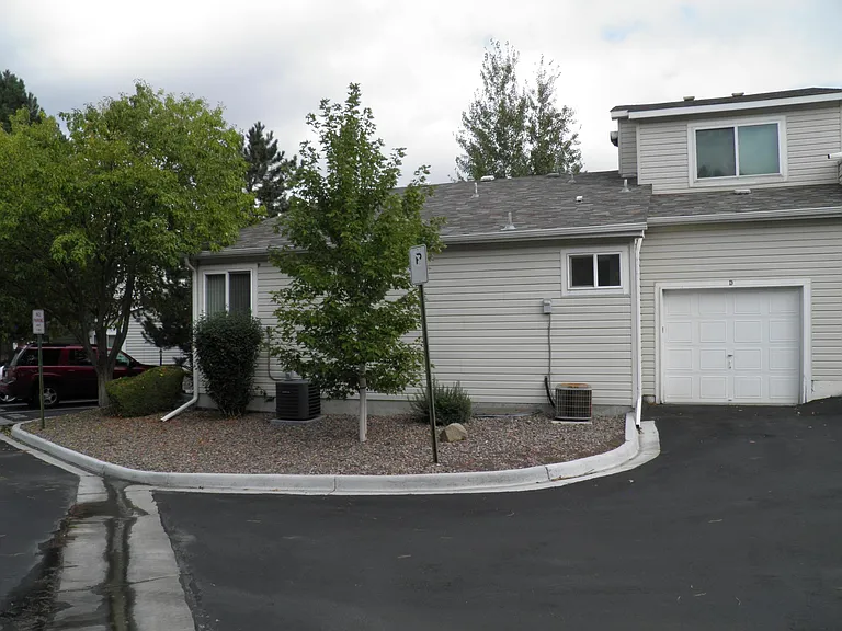 11575 Decatur St #D — Photo 23