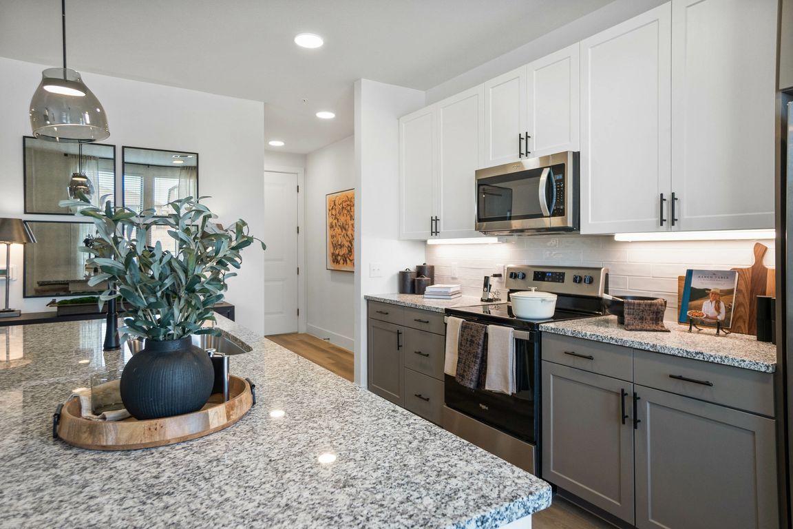 08-Kitchen