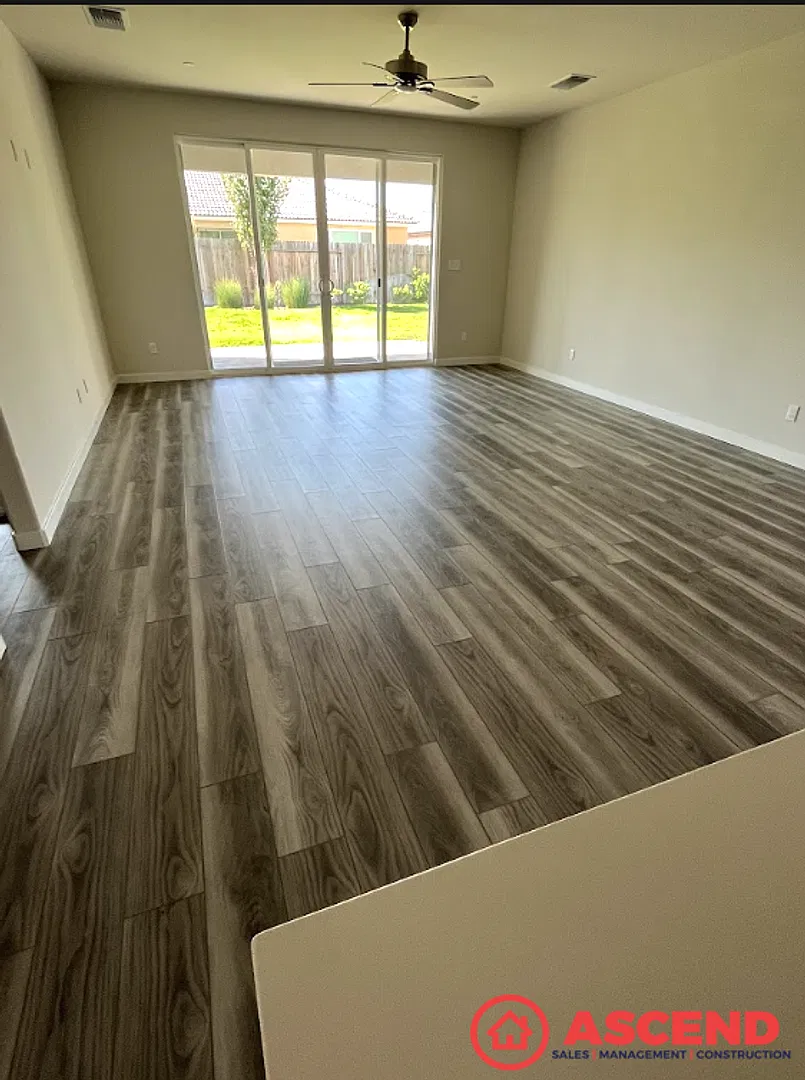 Stunning 4BD/3BA Home in Bakersfield's Desirable 93311 Solar, All Pets Welcome! — Photo 2