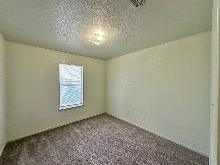 2207 Indian Trl — Photo 11