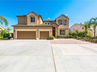 4 Via Palmieki Ct, Lake Elsinore, CA 92532