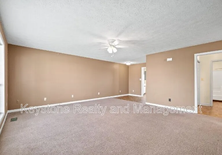306 Thompsonville Ln #907 — Photo 3
