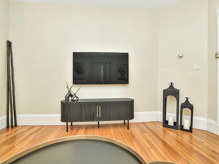 22 Arcadia St #1 — Photo 14