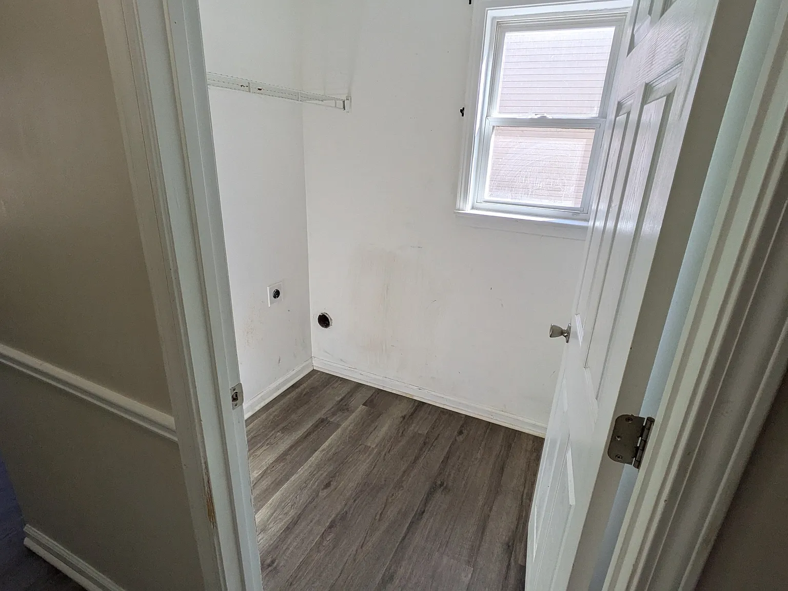 375 Searchlight Drive - 375 — Photo 2