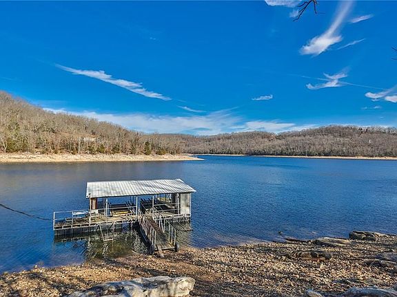 2nd image of 13501 Arrow Ln