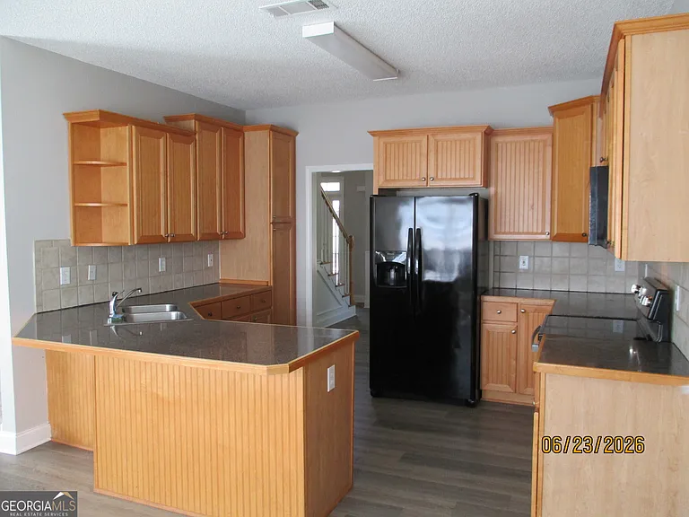 143 Marshas Vineyard — Photo 11