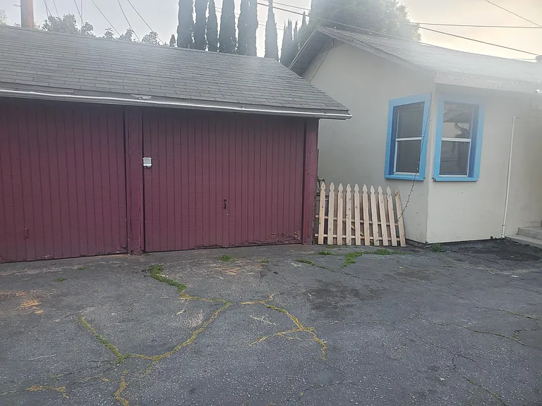 9338 Valley Blvd — Photo 10