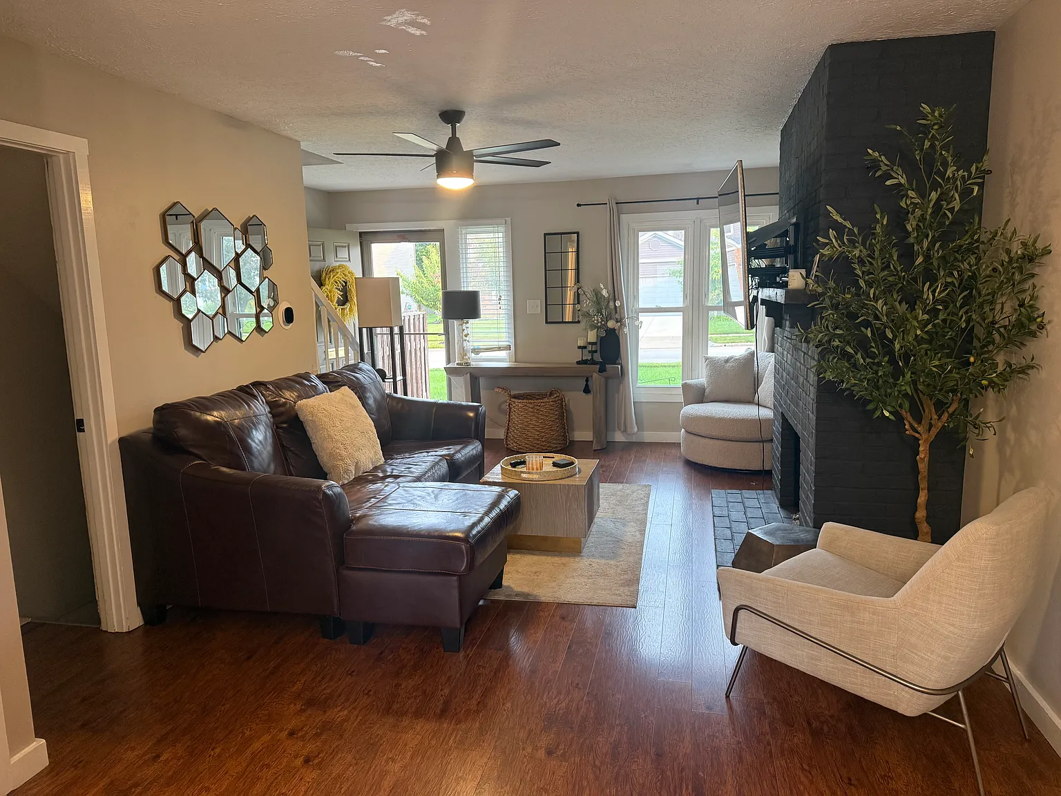 2 bed, 1.5 bath, 1400 sqft, $2,150 — Photo 4